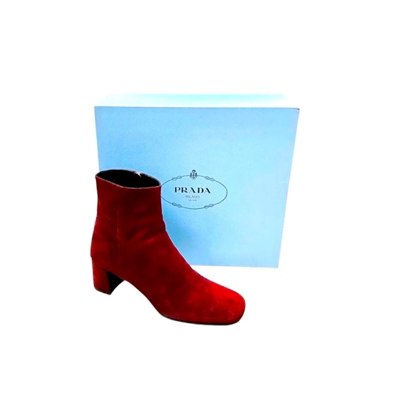 ❤️Prada Granato Burgundy Suede Heeled Boots❤️ - Picture 2 of 9